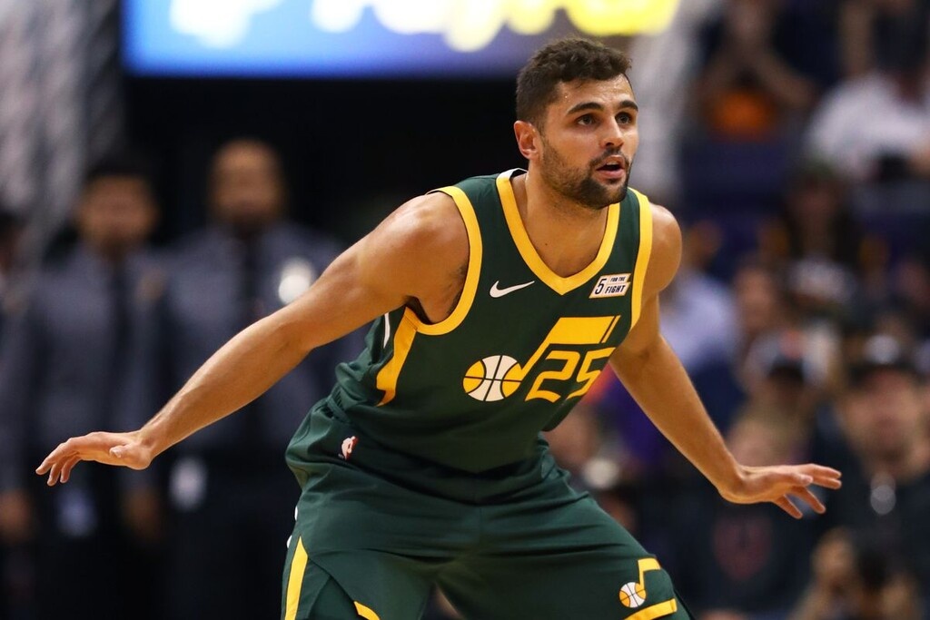 Ενίσχυση με Νέτο για Σίξερς (photos,videos)