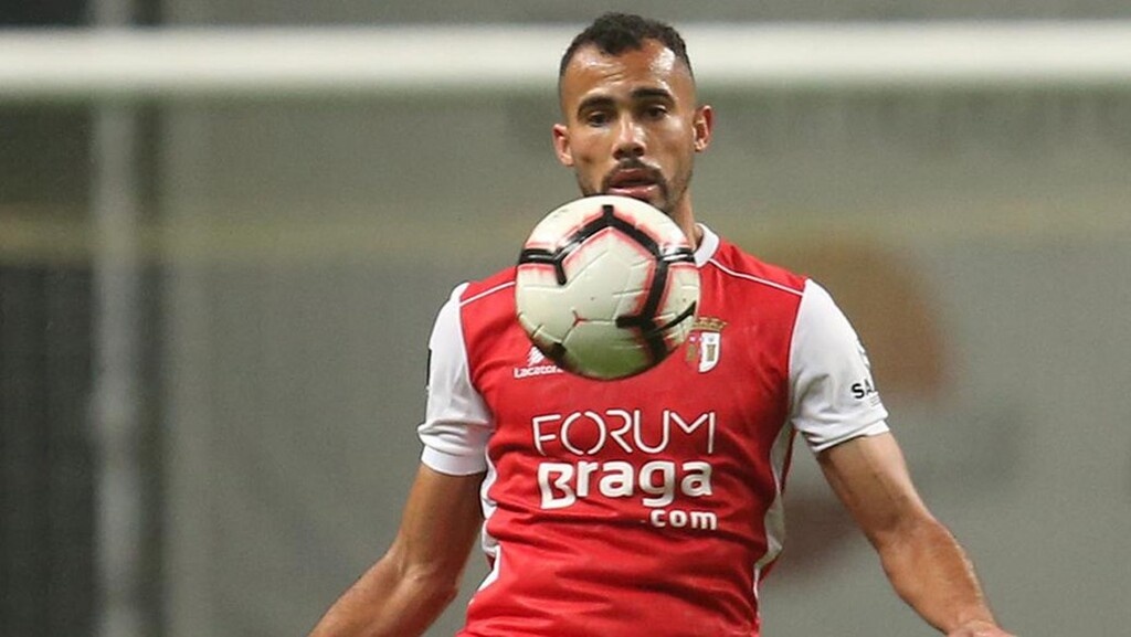 Η τιμή του υπολογίζεται στα 4,5 εκατ. ευρώ, ενώ το συμβόλαιό του με τη Μπράγκα λήγει το 2022