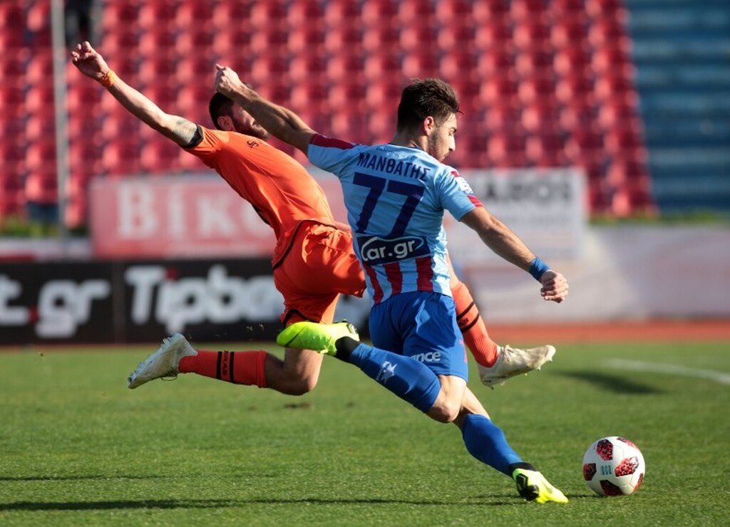 Έτσι οι δυο τους θα μπουν στο γκρουπ που έχουν σχηματίσει οι Μανθάτης, Μεγαρίτης, Ιγκόρ, Σάλιακα και Πανάγου με το πιθανότερο σενάριο για όλους να είναι ο δανεισμός σε ομάδες της Super League 1 και  Super League 2.