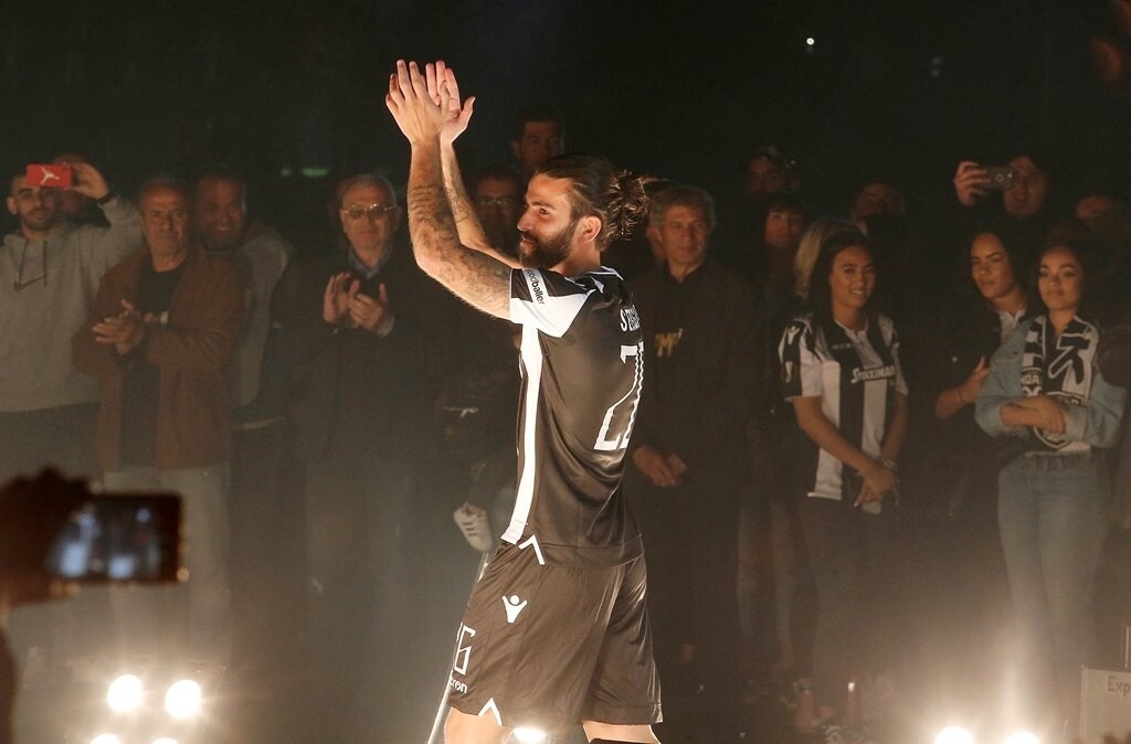 Ο «Δικέφαλος» προσπαθεί να πείσει την Πόρτο να τον παραχωρήσει δανεικό εκ νέου, αλλά οι «δράκοι» έχουν υψηλές οικονομικές απαιτήσεις