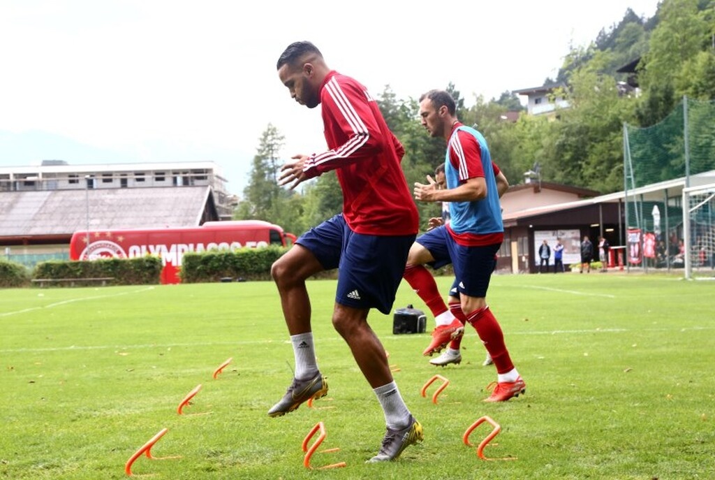 Ελ Αραμπί: «Πρόκληση το Champions League ή το Europa League» (video+photos)