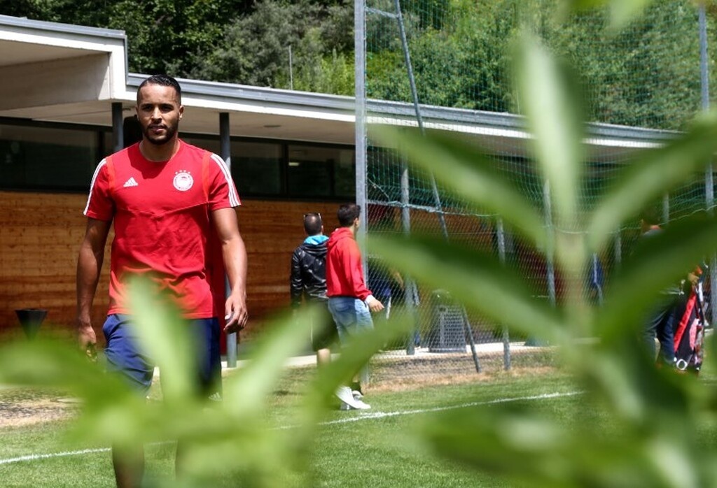 Ελ Αραμπί: «Πρόκληση το Champions League ή το Europa League» (video+photos)