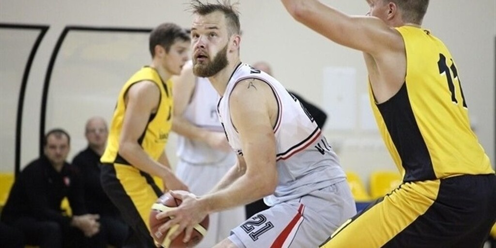 Κρεμάει τα παπούτσια του ο Καβαλιάουσκας (video+photos)