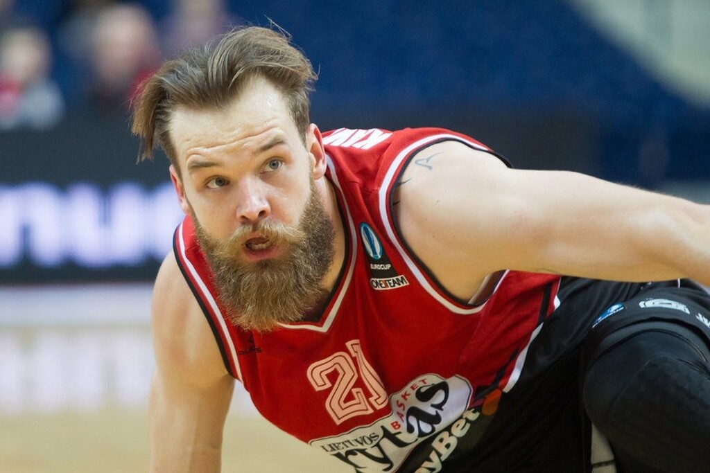 Κρεμάει τα παπούτσια του ο Καβαλιάουσκας (video+photos)