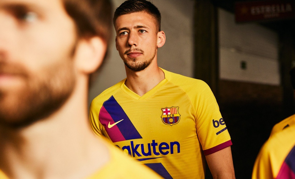 Μπαρτσελόνα: Εμφάνιση με… άρωμα από το παρελθόν (photos)