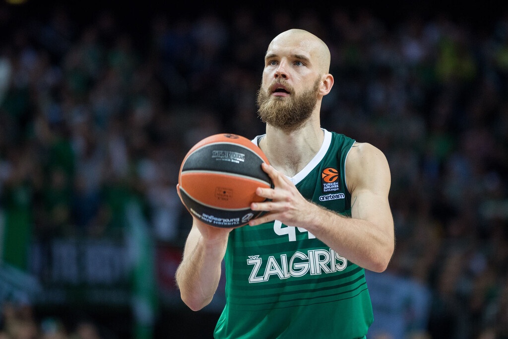 Κρεμάει τα παπούτσια του ο Καβαλιάουσκας (video+photos)