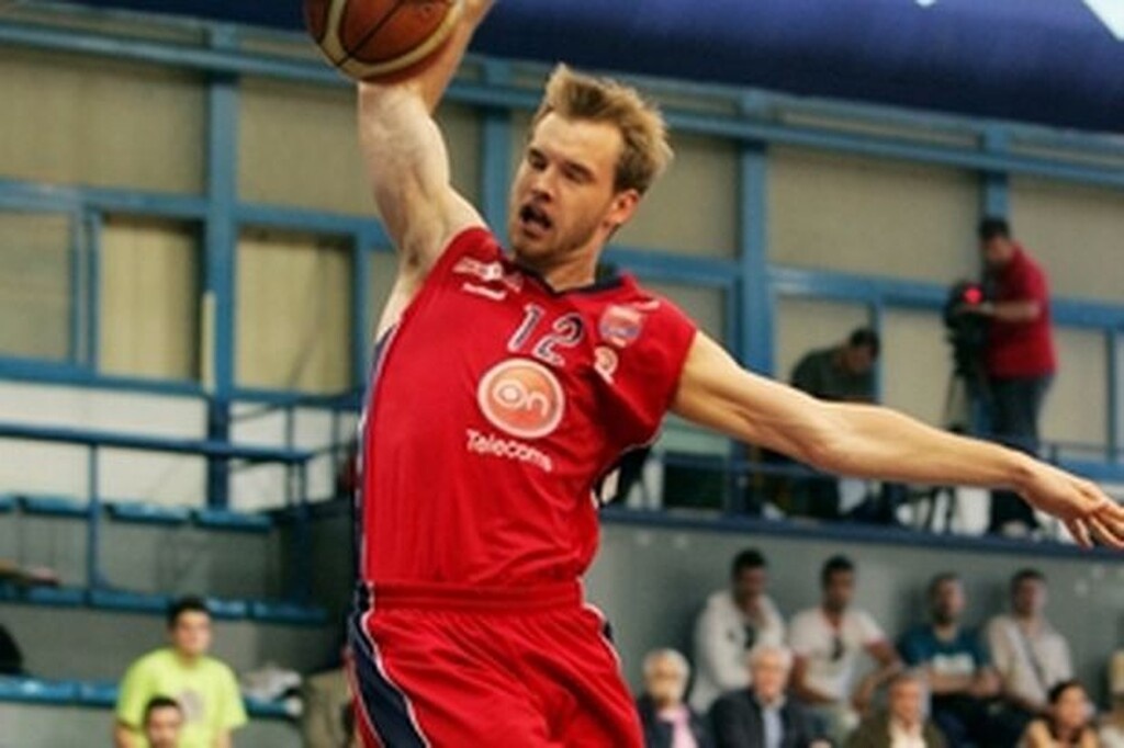 Κρεμάει τα παπούτσια του ο Καβαλιάουσκας (video+photos)