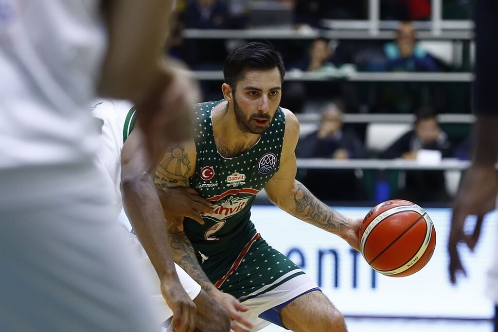 Παίρνει Άλεξ Πέρεζ η Ζαλγκίρις (photos+video)