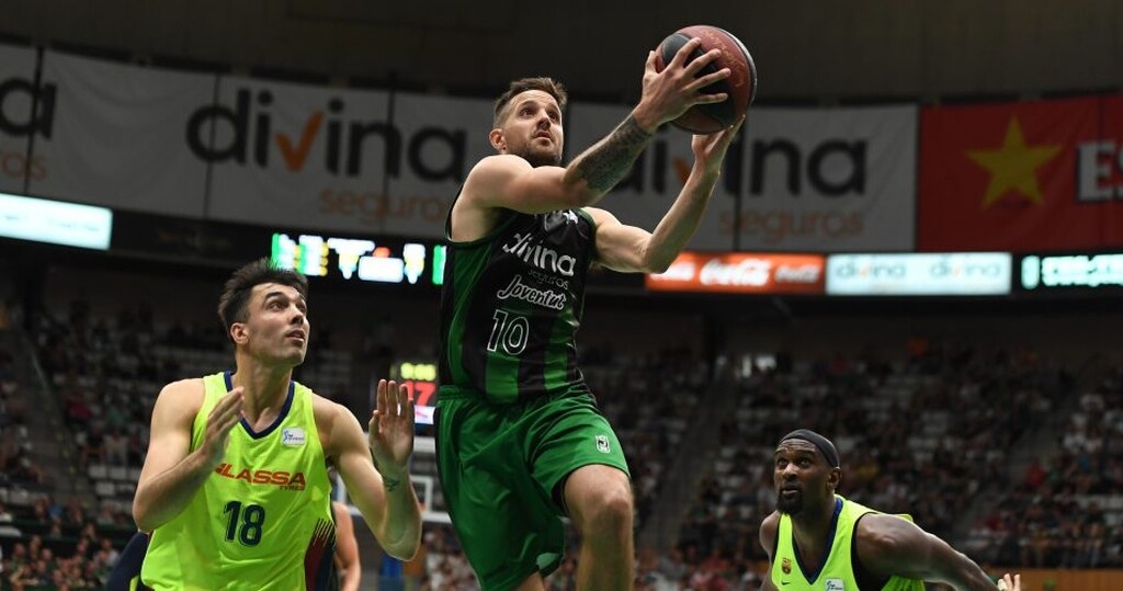 Στη Ρεάλ και επίσημα ο Λαπροβίτολα (video+photos)