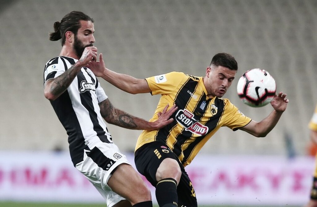 Και αν για τον αμυντικό μέσο το όνομα του Σέρτζιο Ολιβέιρα είναι γνωστό, με τους ανθρώπους του ΠΑΟΚ να παλεύουν την περίπτωσή του, στην επίθεση βρίσκεται στο προσκήνιο μια σούπερ περίπτωση που θα ταράξει τα νερά του ελληνικού ποδοσφαίρου.