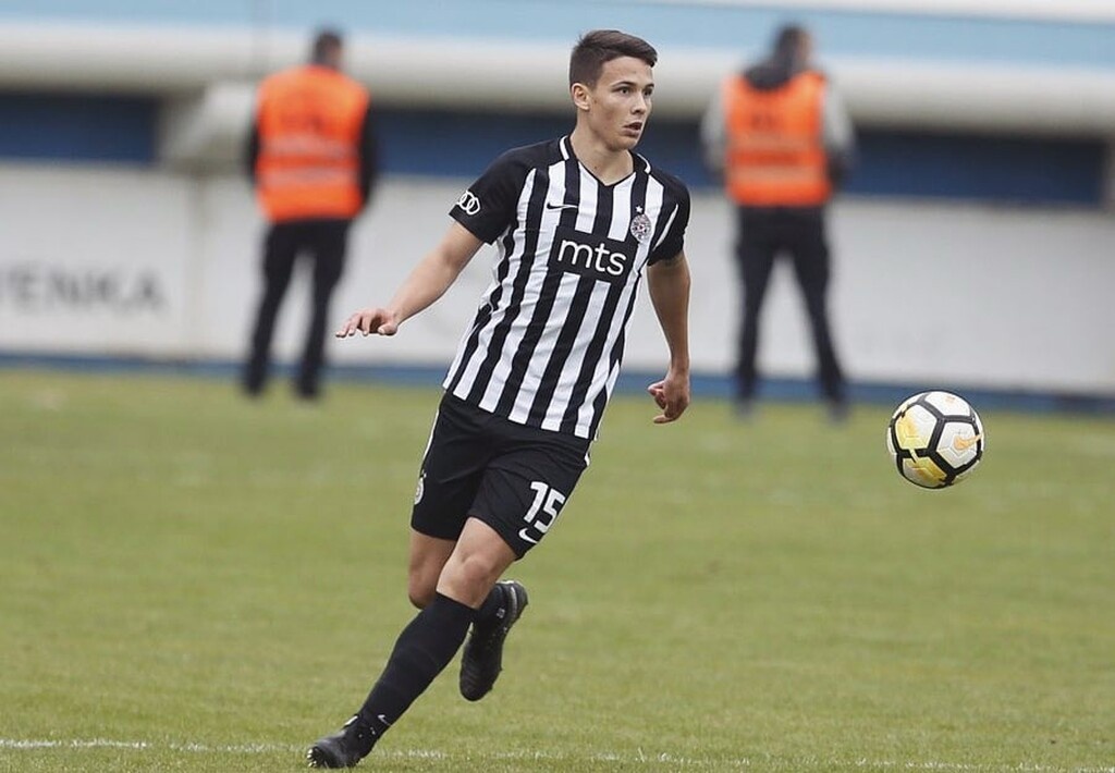 Ολυμπιακός: Επίσημα «ερυθρόλευκος» ο Μάρκοβιτς (photos)