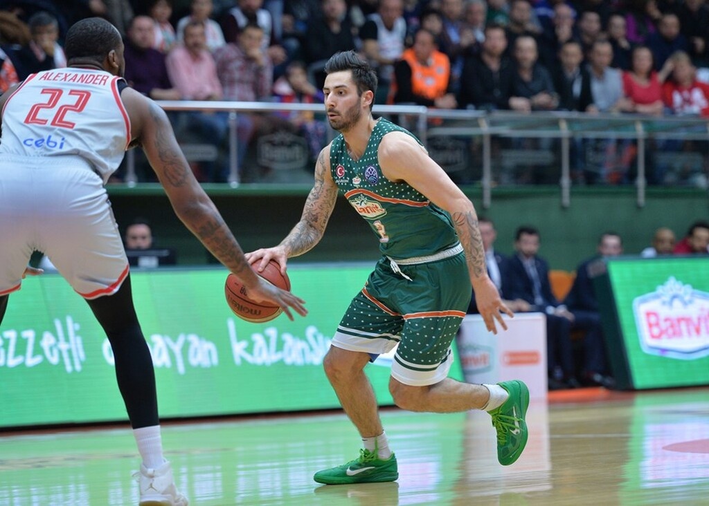 Παίρνει Άλεξ Πέρεζ η Ζαλγκίρις (photos+video)