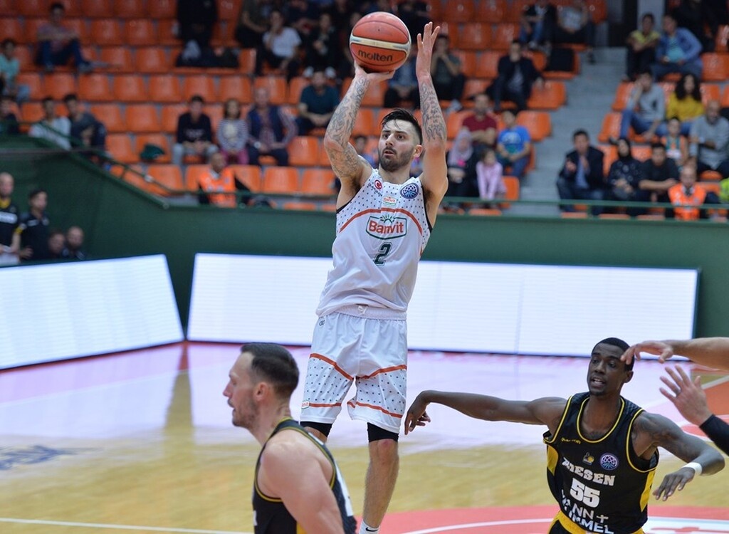 Παίρνει Άλεξ Πέρεζ η Ζαλγκίρις (photos+video)