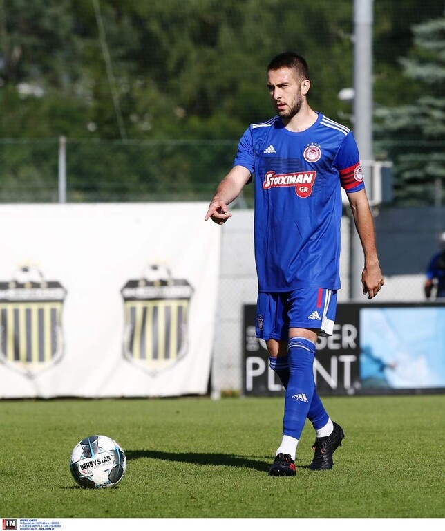 Ο Κώστας Φορτούνης τραυματίστηκε στο φιλικό με το Αμβούργο.