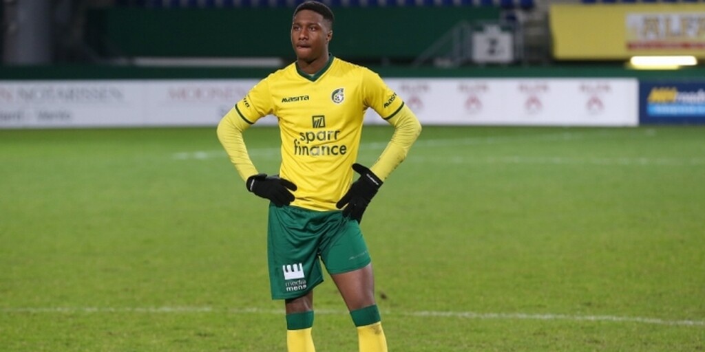 AEK: Σενάριο για Ντιασενί μέσω... Λαμίας (photos)