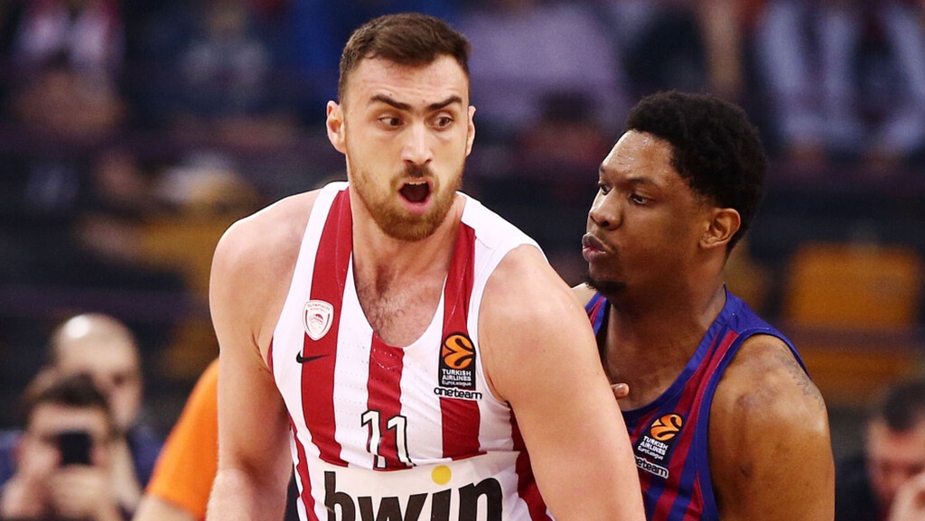 Πρόταση της ΤΣΣΚΑ σε Μιλουτίνοφ!