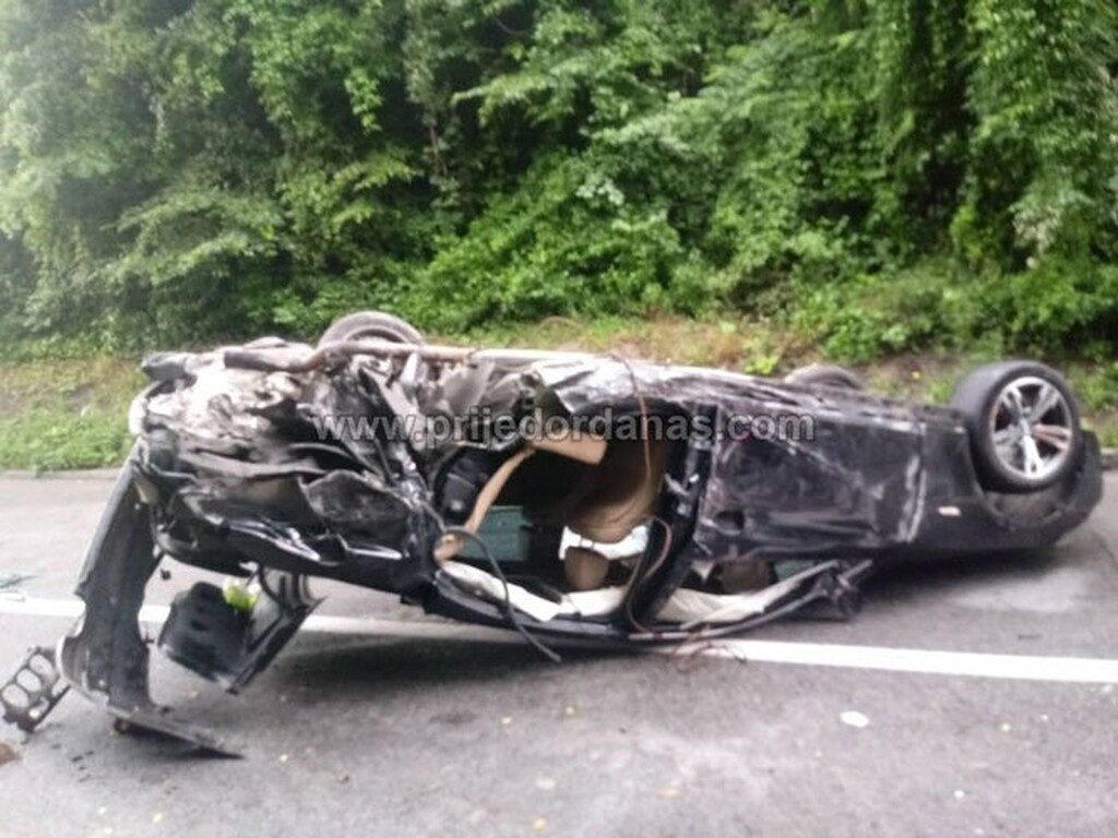 Όγκνιεν Κούζμιτς: Σοκάρουν οι φωτογραφίες από το τροχαίο (photos+video)