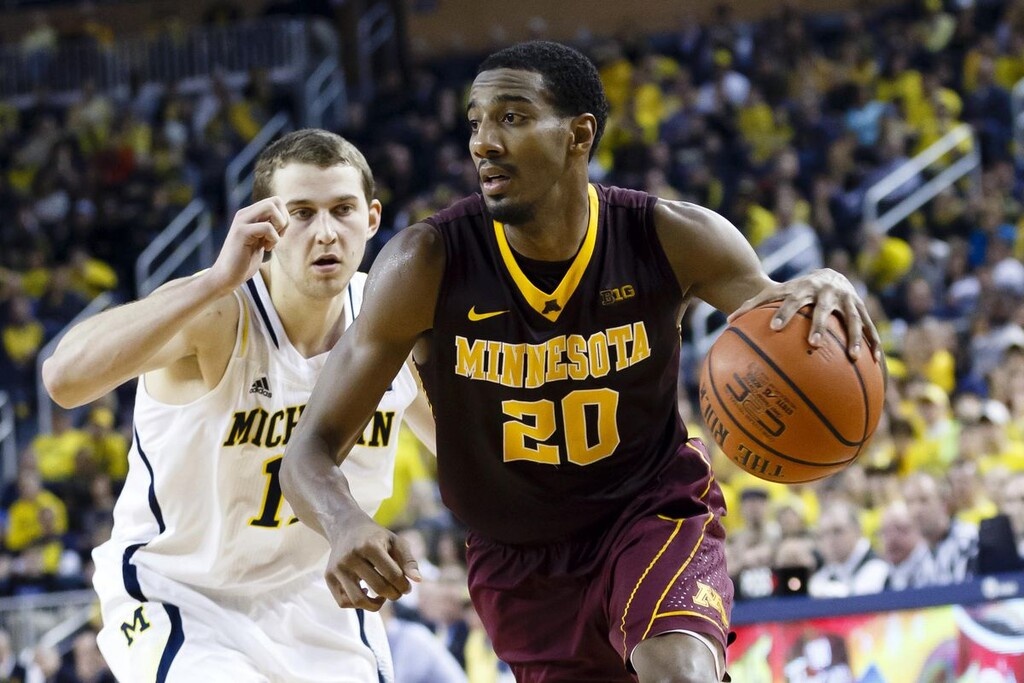 Στη Ζενίτ ο Χόλινς (photos+video)