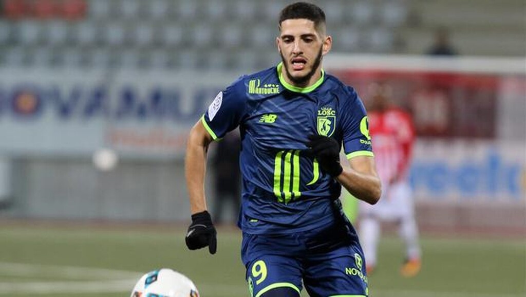 Ο λόγος για τον Γιασίν Μπενζιά, τον Γαλλοαλγερινό μέσο της Λιλ, με την οποία ήρθε σε επαφή ο Ολυμπιακός.