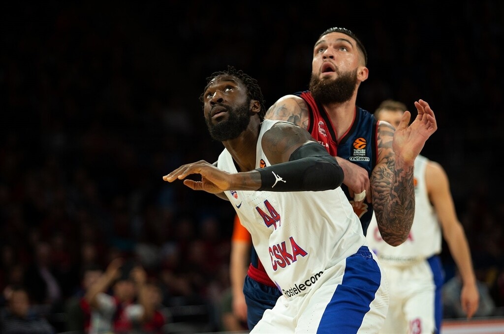 Πήρε Χάντερ η Μακάμπι (photos+video)