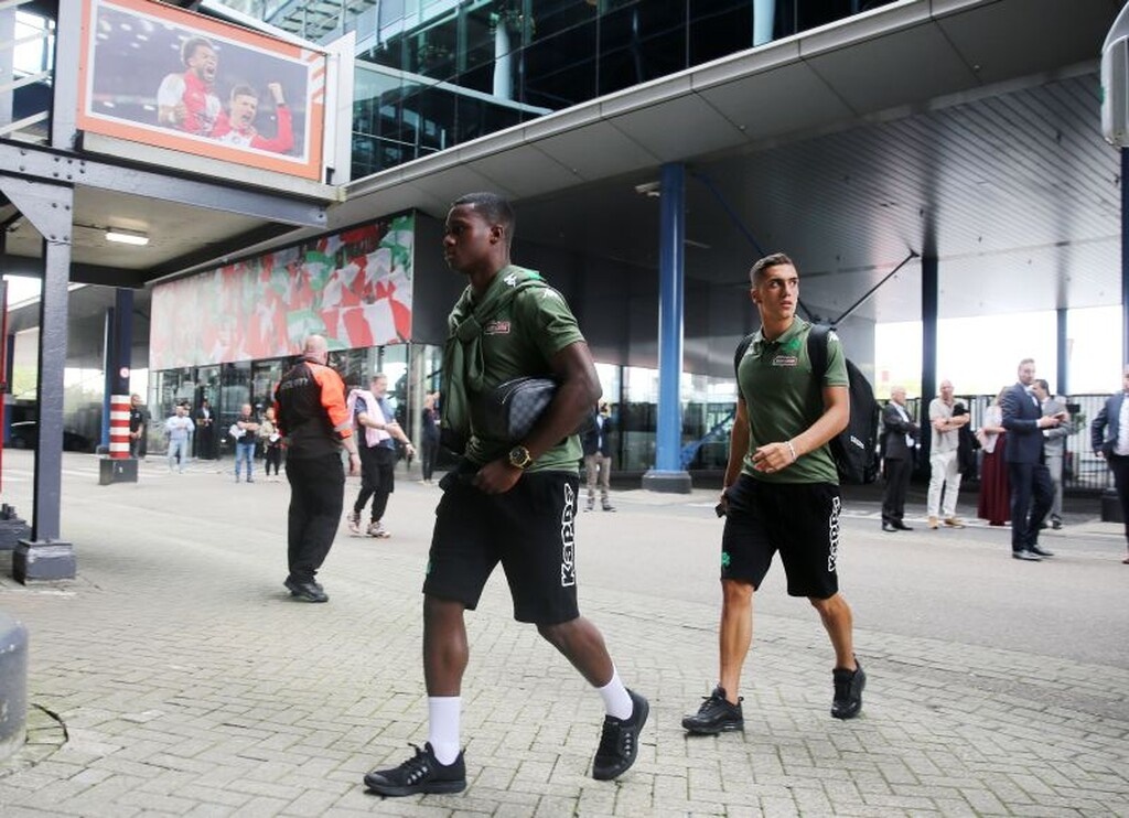 Φέγενορντ – Παναθηναϊκός: «Κλικ» από την άφιξη των «πράσινων» (photos)