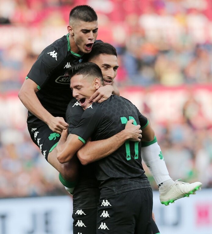 Φέγενορντ – Παναθηναϊκός: Το γκολ του Μπουζούκη για το 0-2! (video+photos)