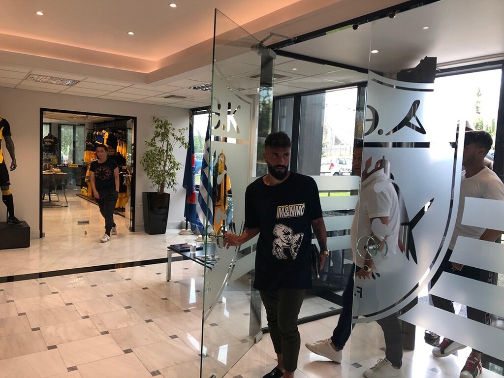 ΑΕΚ: «Τρελάθηκε» ο Βέρντε πριν τις υπογραφές (photo)