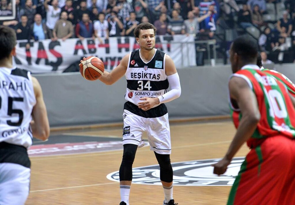 Στη Βίρτους και επίσημα ο Γουίμς (photos+video)