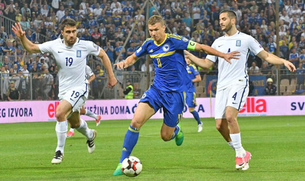 Οι Έλληνες ποδοσφαιριστές εάν δεν πρόκειται για αμυντικούς, δύσκολα πείθουν ομάδες να ξοδέψουν εκατομμύρια για πάρτη τους.