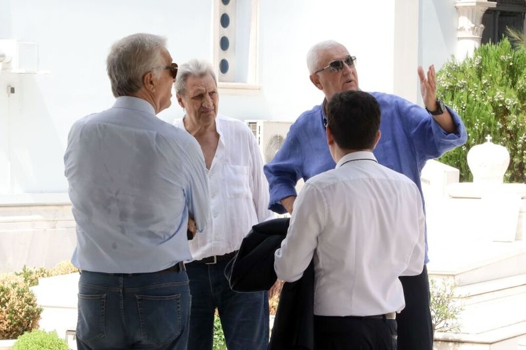 Το τελευταίο αντίο στον Νίκο Μήλα (photos)