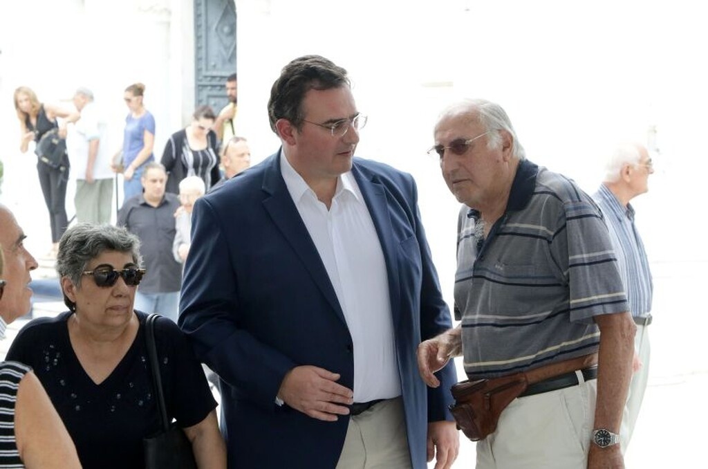 Το τελευταίο αντίο στον Νίκο Μήλα (photos)