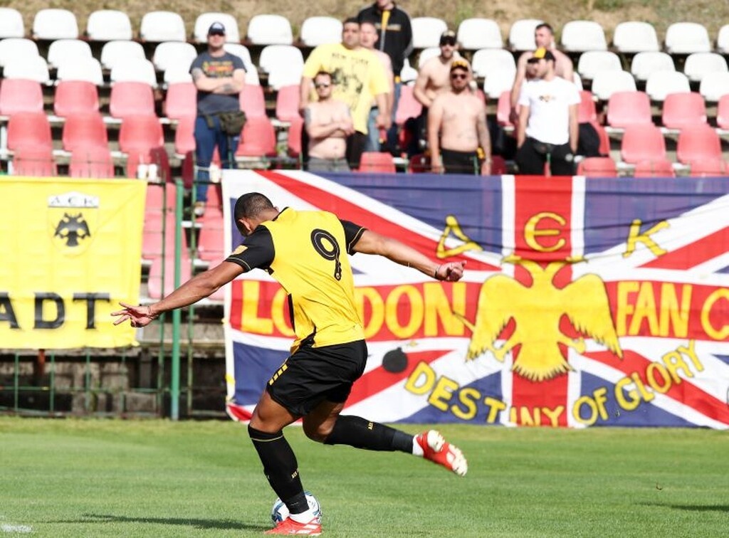 Για την ώρα το αγαπημένο νούμερο των σέντερ φορ, είναι... πιασμένο στην Ένωση.