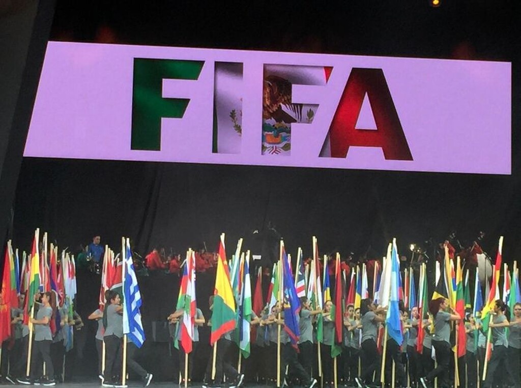 Οι 10 υποψήφιοι για το βραβείο του καλύτερου ποδοσφαιριστή στον κόσμο, ανακοινώθηκαν από τη FIFA.