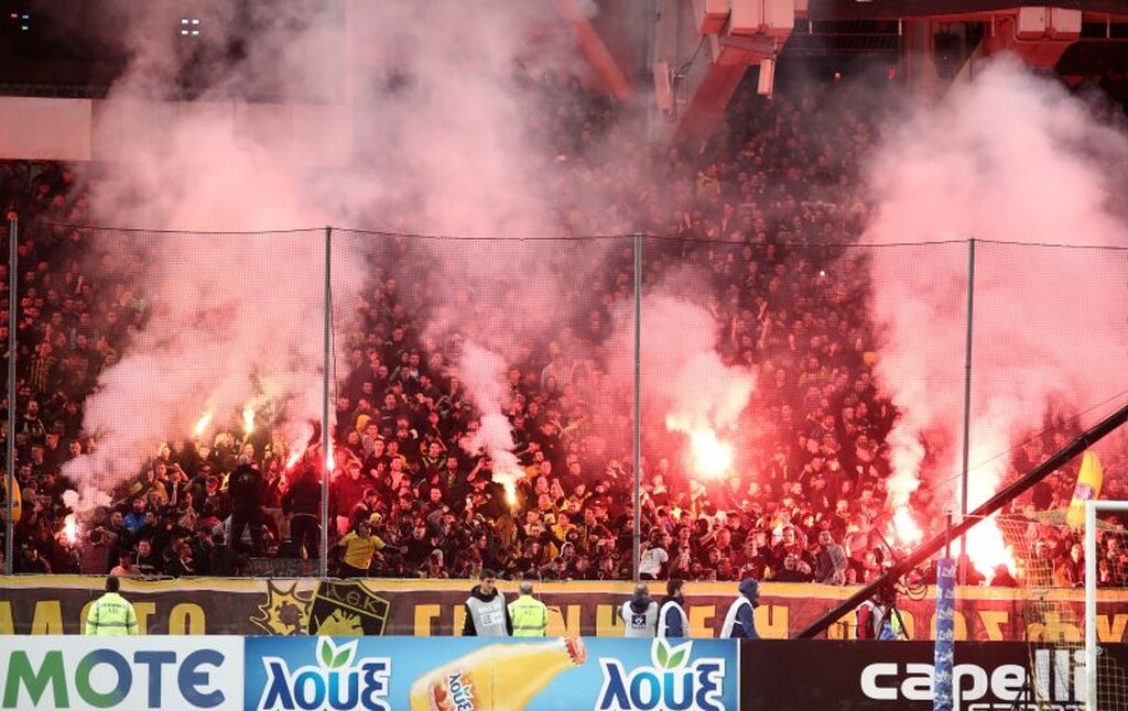 ΑΕΚ – Μπασάκσεχιρ: Πανό για την αποφυλάκιση Κορκονέα στο ΟΑΚΑ (photos)