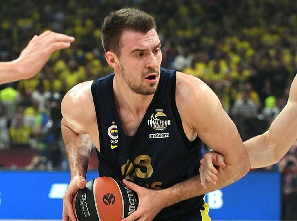NBA: Στους Γκρίζλις και επίσημα ο Γκούντουριτς (video+photos)