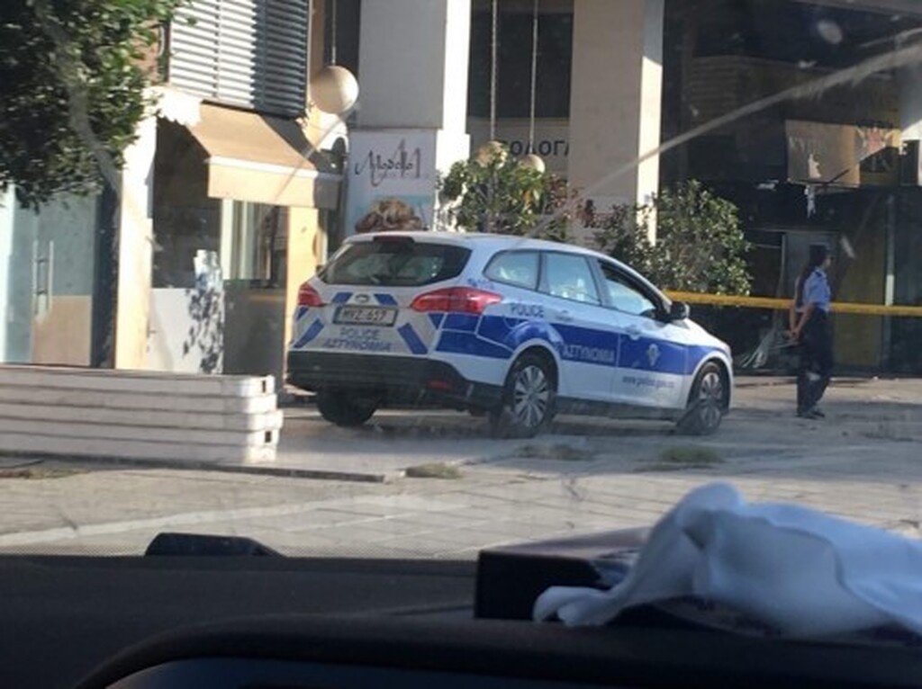 Επίθεση σε σύνδεσμο του Άρη στην Κύπρο (photos)