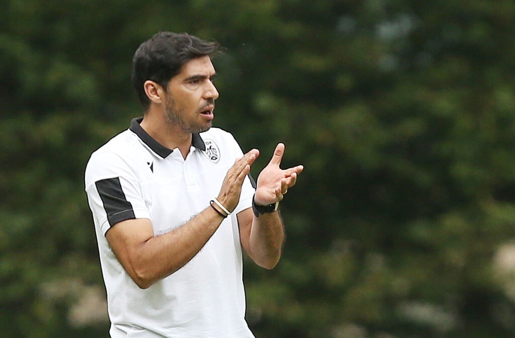 Ο ΠΑΟΚ θέλει έναν επιθετικό για να πλαισιώσει τον Άκπομ, με τον Άμπελ Φερέιρα να θέλει να έχει επιλογές για την επίθεση κατά τη διάρκεια της σεζόν