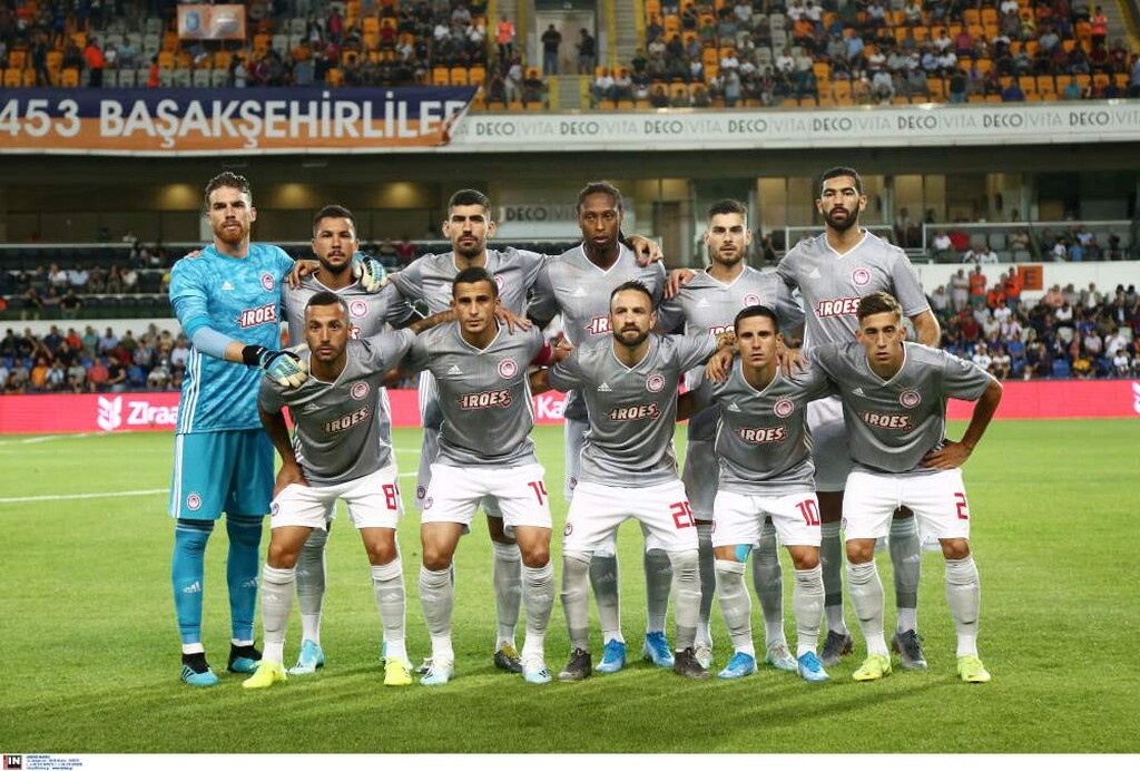 Μπασάκσεχιρ-Ολυμπιακός: Πανό-πρόκληση από τους Τούρκους! (photos)