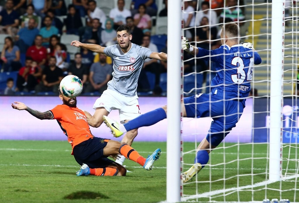 Μπασάκσεχιρ-Ολυμπιακός: Το γκολ του Μασούρα (video)