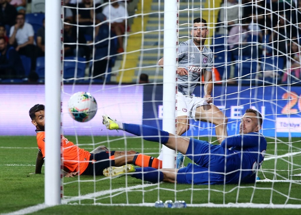 Μπασάκσεχιρ-Ολυμπιακός: Το γκολ του Μασούρα (video)