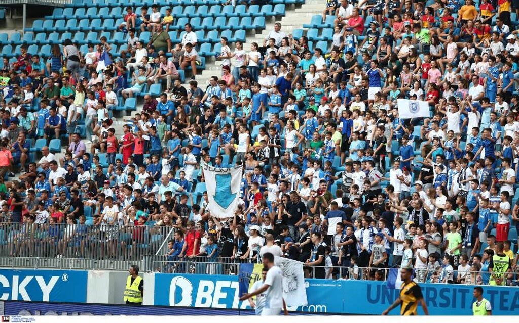 Κραϊόβα-ΑΕΚ: Όμορφες εικόνες με πιτσίρικια στις εξέδρες (photos)