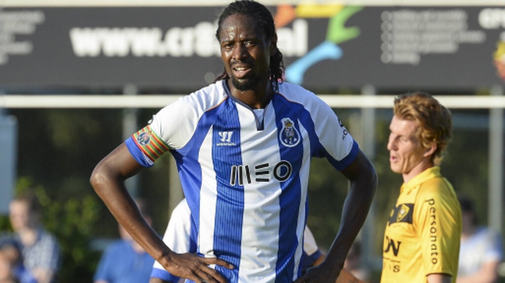 Η ΑΕΚ εντείνει τις προσπάθειές της για την απόκτηση ενός ακόμα στόπερ, με τον Αμπντουλαγiέ Μπα να αποτελεί τον βασικό στόχο