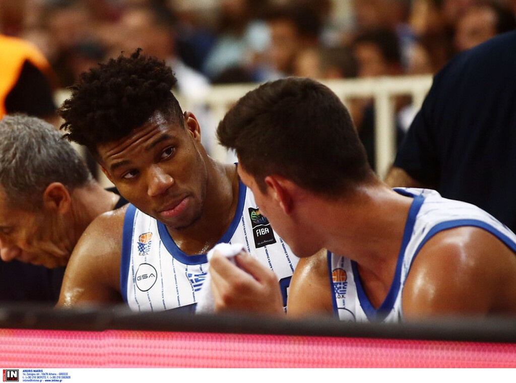 Το «αγριεμένο» ξεκίνημα του Αντετοκούμπο στο «Ακρόπολις» και ο «μαγικός» Καλάθης (videos)