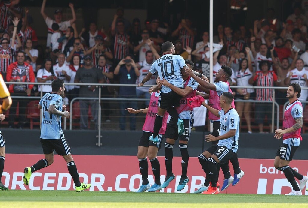 Σάο Πάολο: Ντεμπούτο με γκολ νίκης ο Ντάνι Άλβες (photos+video)