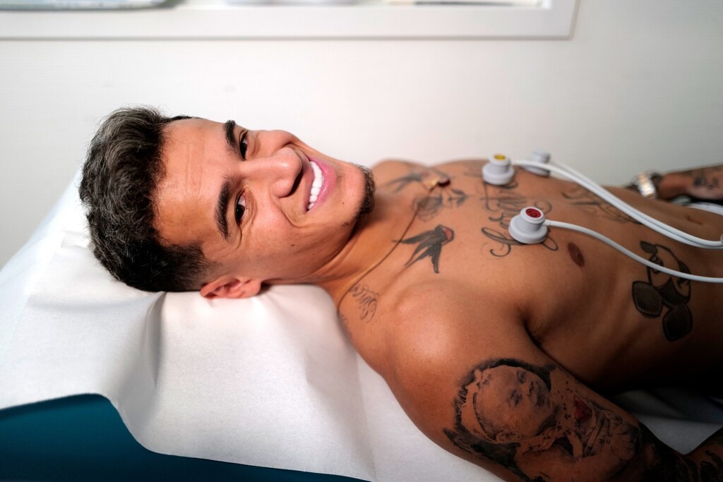 Επίσημα στη Μπάγερν ο Κουτίνιο (photos+video)