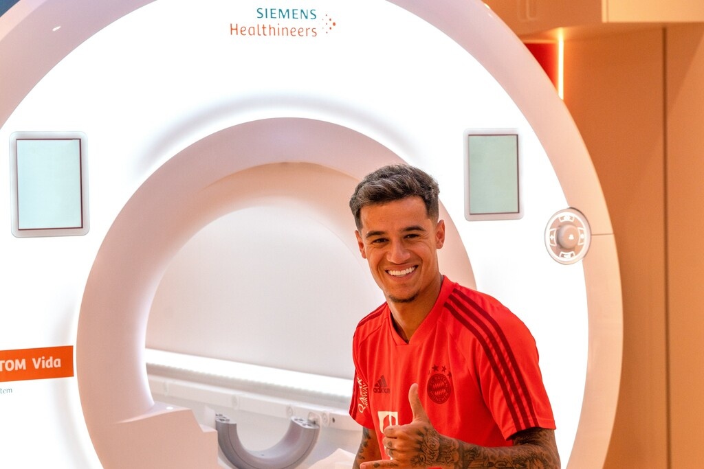 Επίσημα στη Μπάγερν ο Κουτίνιο (photos+video)