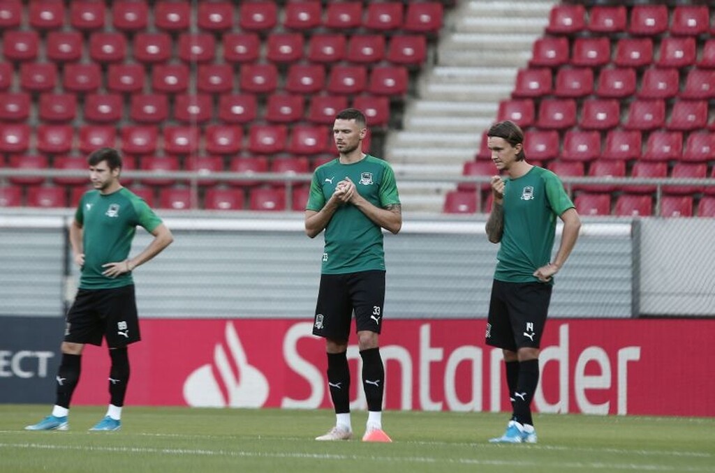 Ολυμπιακός – Κράσνονταρ: Ο Μπεργκ ξανά με πράσινα στο «Γ. Καραϊσκάκης» (photos)