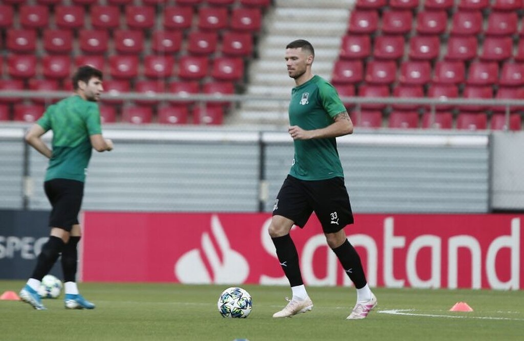 Ολυμπιακός – Κράσνονταρ: Ο Μπεργκ ξανά με πράσινα στο «Γ. Καραϊσκάκης» (photos)