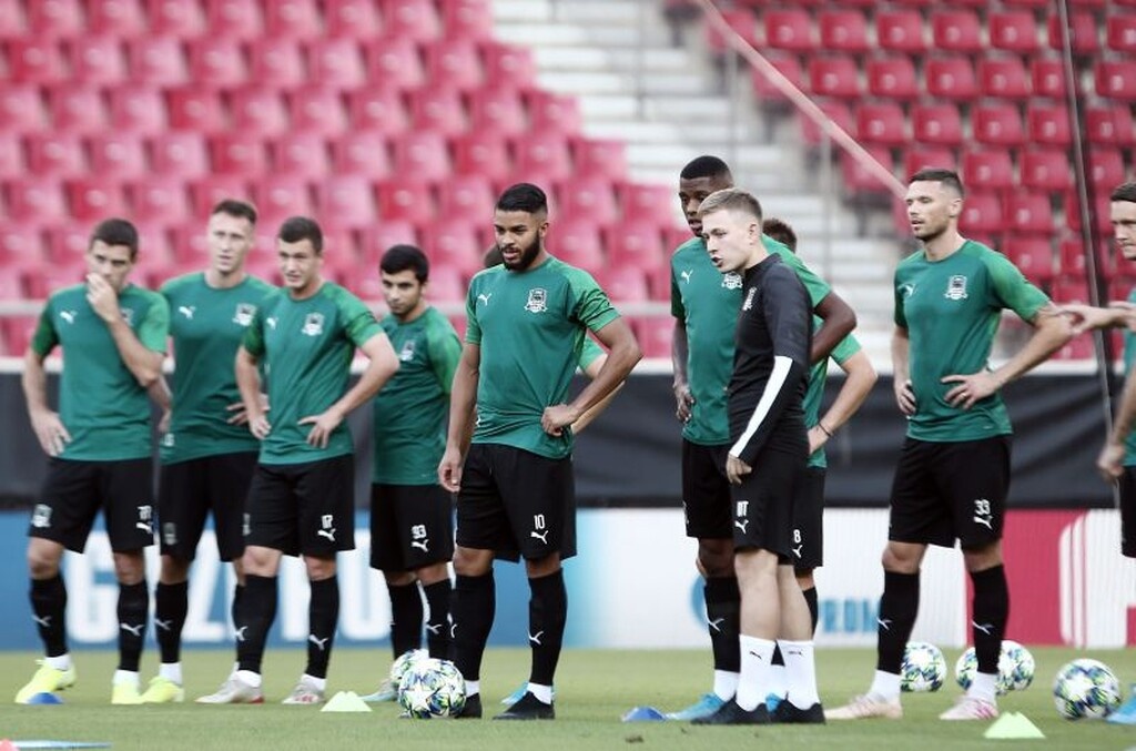 Ολυμπιακός – Κράσνονταρ: Ο Μπεργκ ξανά με πράσινα στο «Γ. Καραϊσκάκης» (photos)