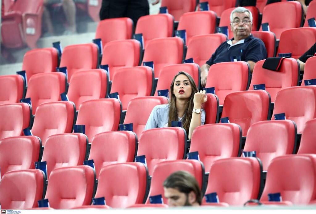 Ολυμπιακός-Κράσνονταρ: «Καυτές» παρουσίες στο «Γ. Καραϊσκάκης» (photos)